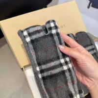 $38.00 USD Burberry Gloves #1407565