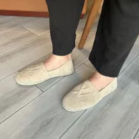 $122.00 USD Louis Vuitton Flat Shoes For Men #1407811