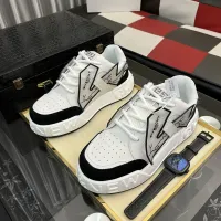 $128.00 USD Givenchy Casual Shoes For Men #1408393