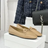 $108.00 USD Celine Flat Shoes For Women #1409405