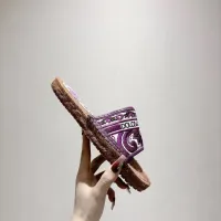 $88.00 USD Dolce & Gabbana D&G Slippers For Women #1409670