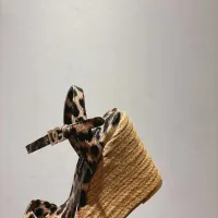 $118.00 USD Dolce & Gabbana D&G Sandal For Women #1409679