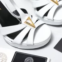 $118.00 USD Versace Sandal For Women #1409997