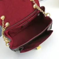 $38.00 USD Louis Vuitton Messenger Bags For Women #1410399