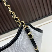 $82.00 USD Chanel AAA Quality Shoulder Bags For Women #1410821