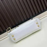 $82.00 USD Chanel AAA Quality Shoulder Bags For Women #1410821