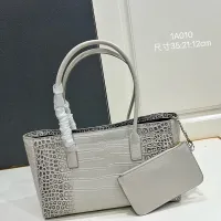 $115.00 USD Chanel AAA Quality Handbags For Women #1410930