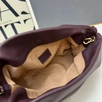 $112.00 USD LOEWE AAA Quality Messenger Bags For Women #1411150
