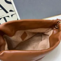 $112.00 USD LOEWE AAA Quality Messenger Bags For Women #1411151