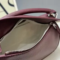 $105.00 USD LOEWE AAA Quality Messenger Bags For Women #1411164