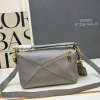 $128.00 USD LOEWE AAA Quality Messenger Bags For Women #1411194