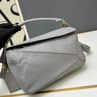 $128.00 USD LOEWE AAA Quality Messenger Bags For Women #1411194