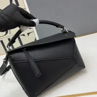 $105.00 USD LOEWE AAA Quality Messenger Bags For Women #1411201