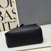 $105.00 USD LOEWE AAA Quality Messenger Bags For Women #1411201