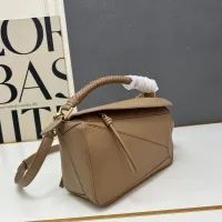 $105.00 USD LOEWE AAA Quality Messenger Bags For Women #1411207