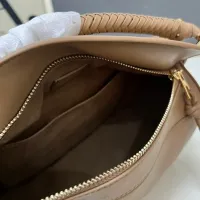 $105.00 USD LOEWE AAA Quality Messenger Bags For Women #1411207