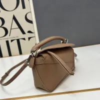 $98.00 USD LOEWE AAA Quality Messenger Bags For Women #1411210