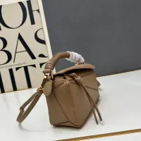 $98.00 USD LOEWE AAA Quality Messenger Bags For Women #1411211