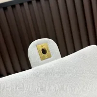 $98.00 USD Chanel AAA Quality Messenger Bags For Women #1411290