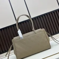 $108.00 USD Chanel AAA Quality Handbags For Women #1411688