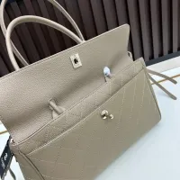 $108.00 USD Chanel AAA Quality Handbags For Women #1411688