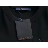 $40.00 USD Louis Vuitton LV T-Shirts Short Sleeved For Unisex #1412227