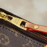 $45.00 USD Louis Vuitton Messenger Bags For Women #1412303