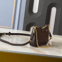 $45.00 USD Louis Vuitton Messenger Bags For Women #1412309