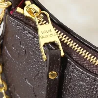 $45.00 USD Louis Vuitton Messenger Bags For Women #1412309