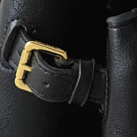 $72.00 USD Louis Vuitton AAA Quality Handbags For Women #1412394