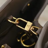 $72.00 USD Louis Vuitton AAA Quality Handbags For Women #1412395