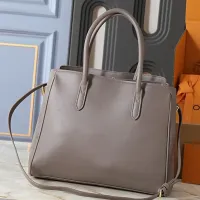 $76.00 USD Louis Vuitton AAA Quality Handbags For Women #1412414