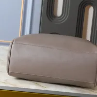 $76.00 USD Louis Vuitton AAA Quality Handbags For Women #1412414