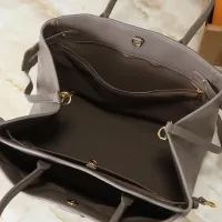 $76.00 USD Louis Vuitton AAA Quality Handbags For Women #1412414