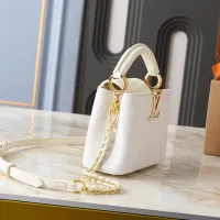 $92.00 USD Louis Vuitton AAA Quality Messenger Bags For Women #1412420