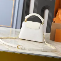 $92.00 USD Louis Vuitton AAA Quality Messenger Bags For Women #1412420