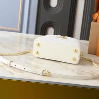 $92.00 USD Louis Vuitton AAA Quality Messenger Bags For Women #1412420