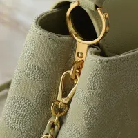 $96.00 USD Louis Vuitton AAA Quality Messenger Bags For Women #1412431