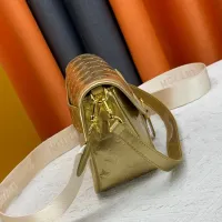 $68.00 USD Louis Vuitton AAA Quality Messenger Bags For Women #1412462