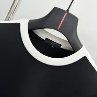 $82.00 USD Louis Vuitton LV Hoodies Long Sleeved For Men #1412529