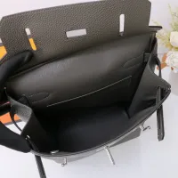 $244.63 USD Hermes AAA Quality Messenger Bags For Unisex #1412574