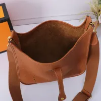 $135.00 USD Hermes AAA Quality Messenger Bags For Women #1412619