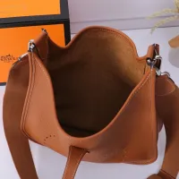$125.00 USD Hermes AAA Quality Messenger Bags For Women #1412621