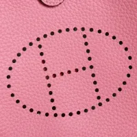 $105.00 USD Hermes AAA Quality Messenger Bags For Women #1412634