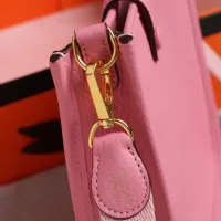 $105.00 USD Hermes AAA Quality Messenger Bags For Women #1412634