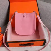 $96.00 USD Hermes AAA Quality Messenger Bags For Women #1412638