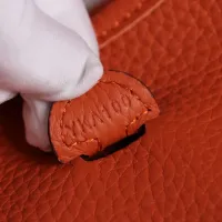 $105.00 USD Hermes AAA Quality Messenger Bags For Women #1412639