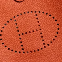 $96.00 USD Hermes AAA Quality Messenger Bags For Women #1412640