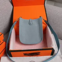 $105.00 USD Hermes AAA Quality Messenger Bags For Women #1412642
