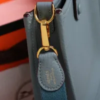 $105.00 USD Hermes AAA Quality Messenger Bags For Women #1412642